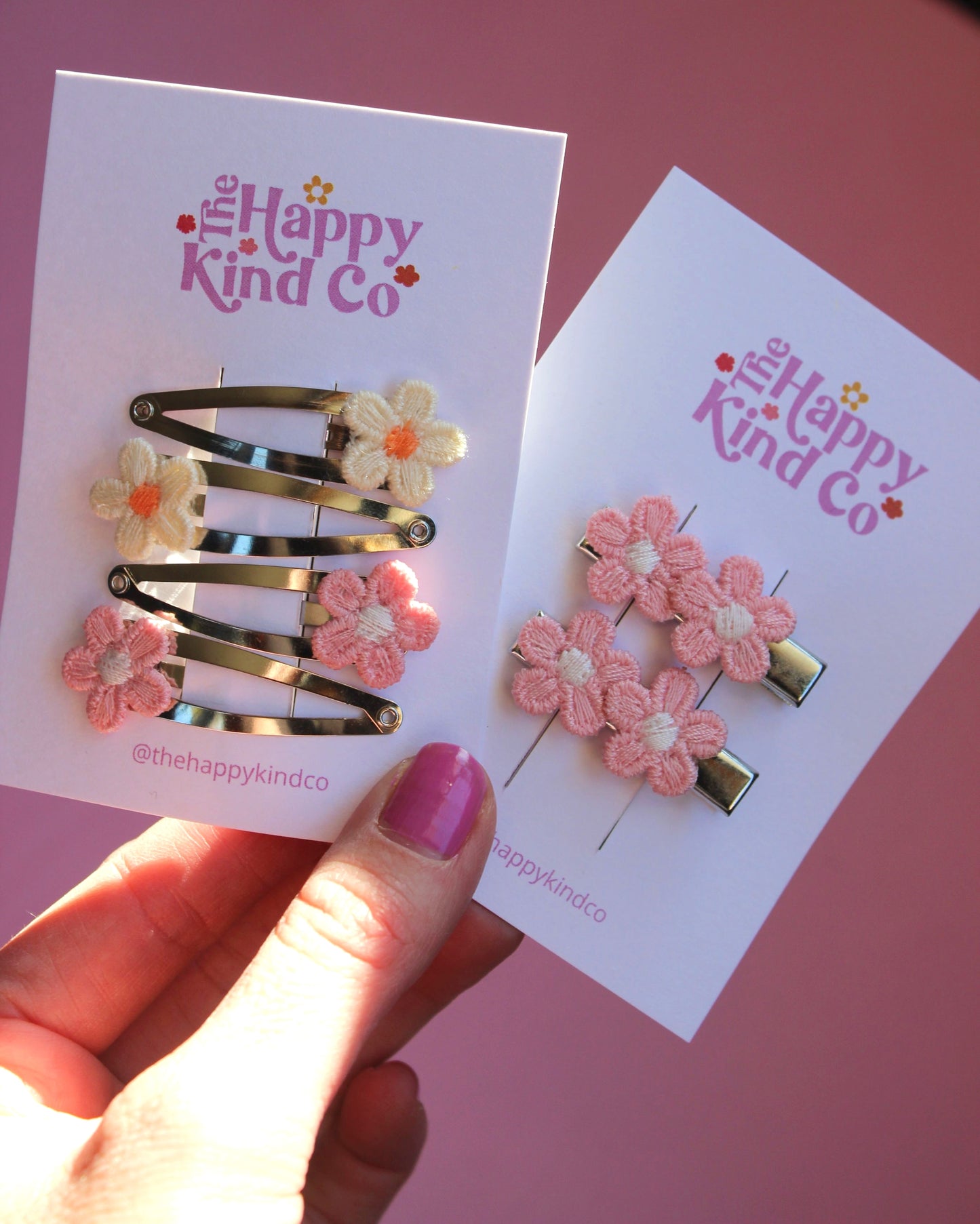 Dainty Daisy Clips