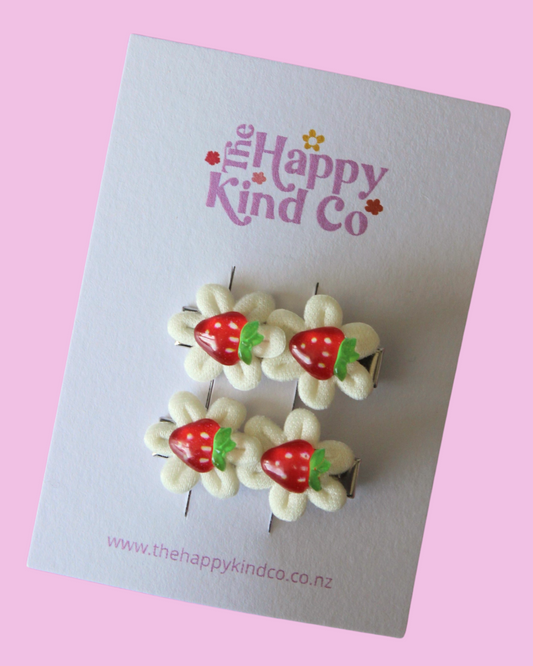 Strawberry Flower Clips - Milk