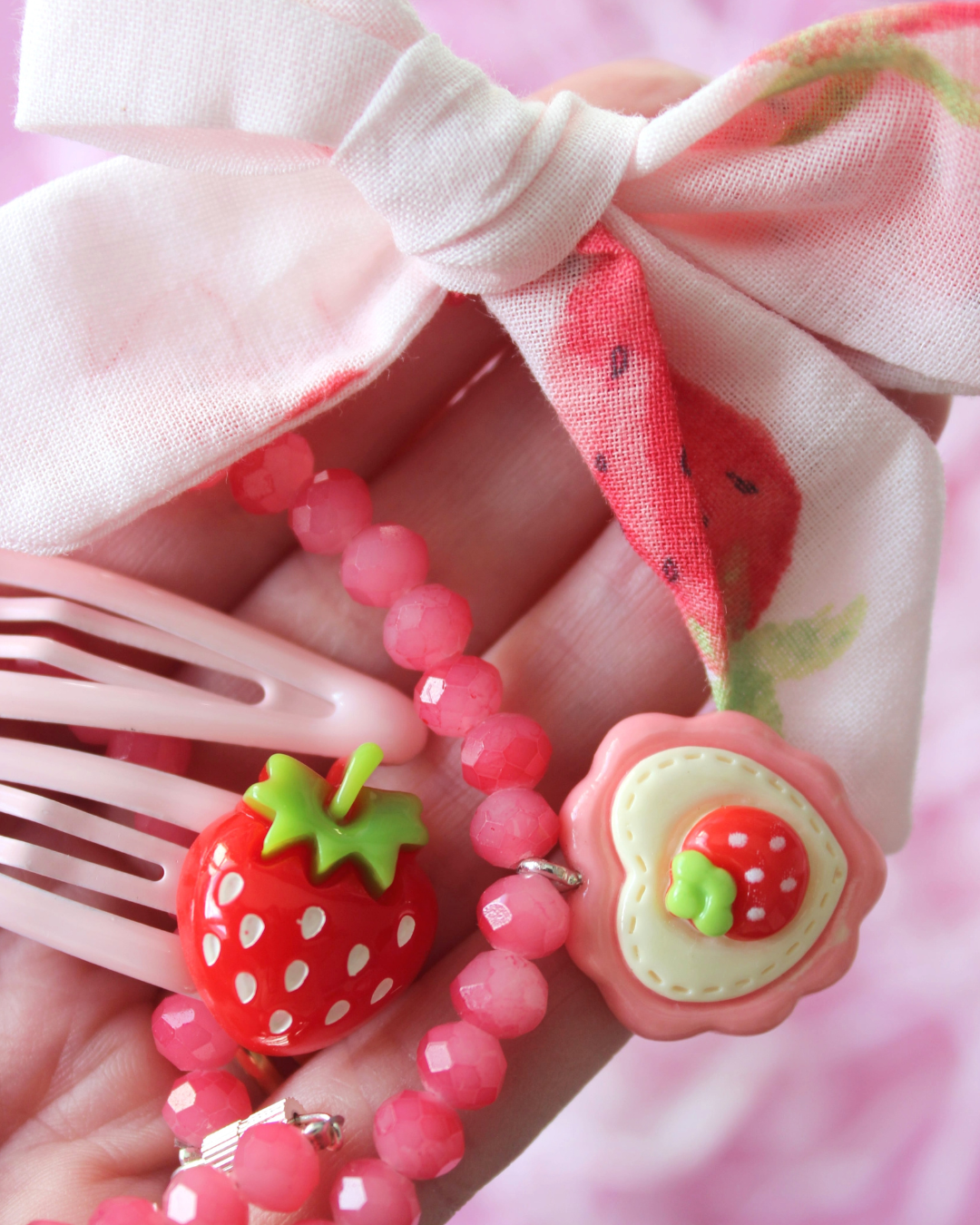 Creamy Pink Strawberry Clips